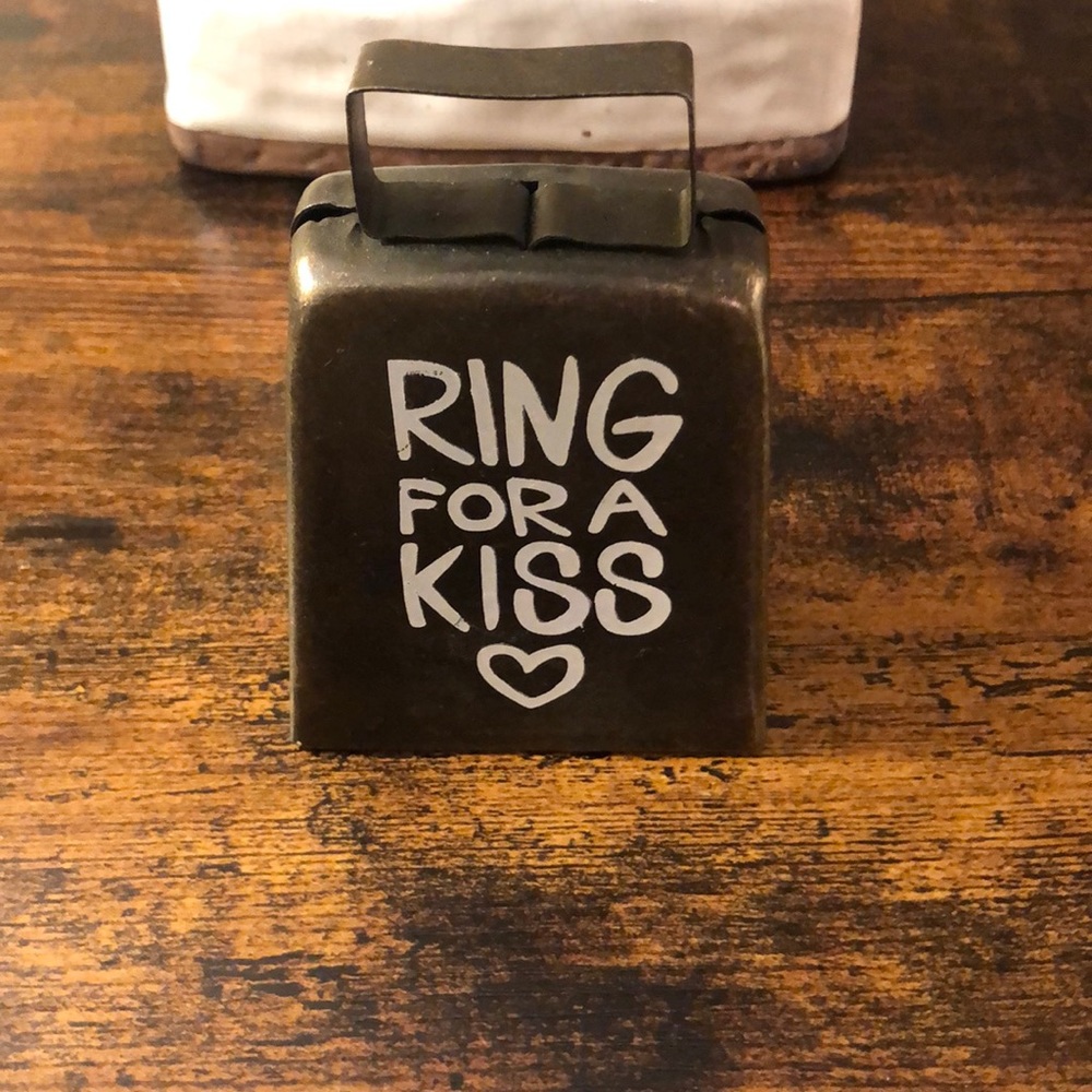 Metal bell 💋